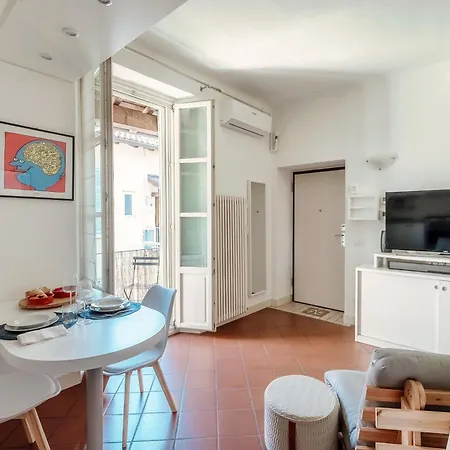 Flipping Flat - By Myhomeincomo Appartement Como