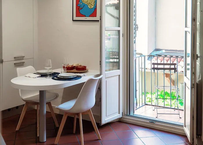 شقة Flipping Flat - By Myhomeincomo كومو