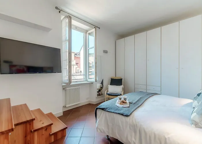 شقة Flipping Flat - By Myhomeincomo كومو