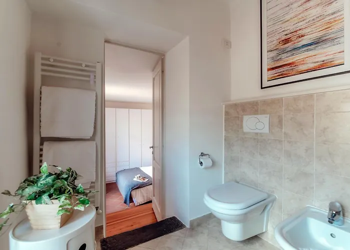 Flipping Flat - By Myhomeincomo *