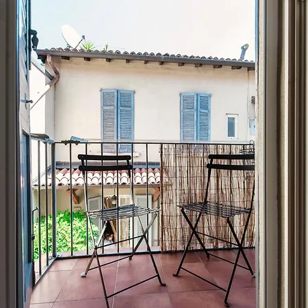 Flipping Flat - By Myhomeincomo Appartement *