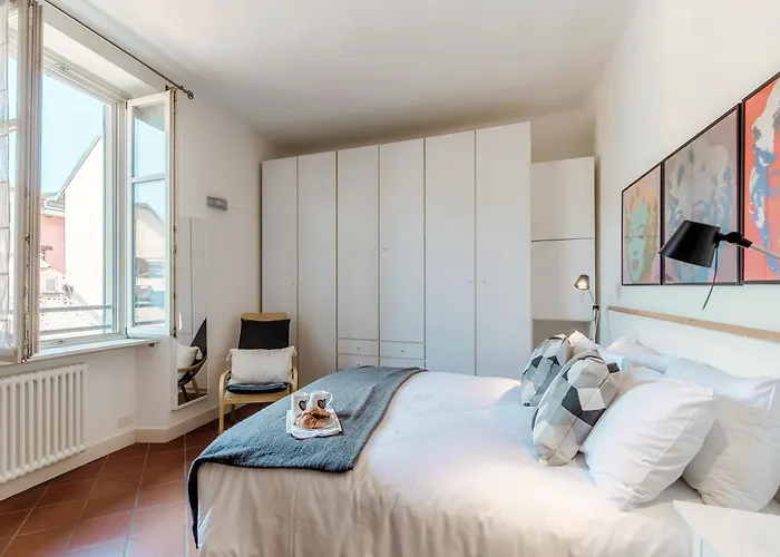 Appartement Flipping Flat - By Myhomeincomo